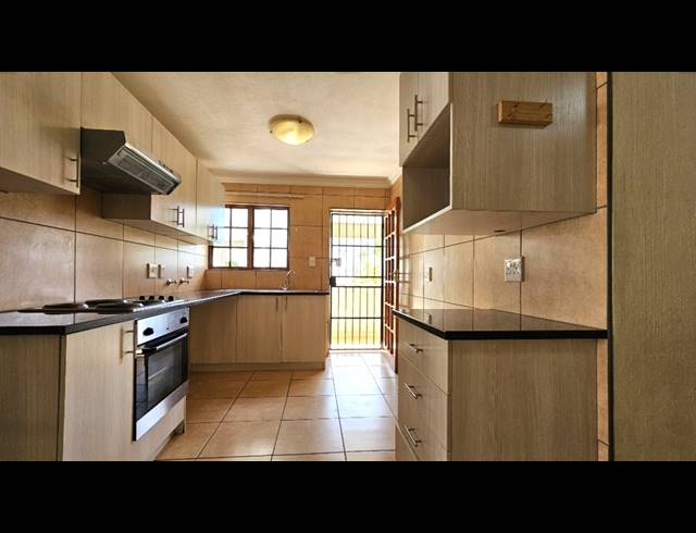 2 BEDROOM APARTMENT RENTED IN BOARDWALK